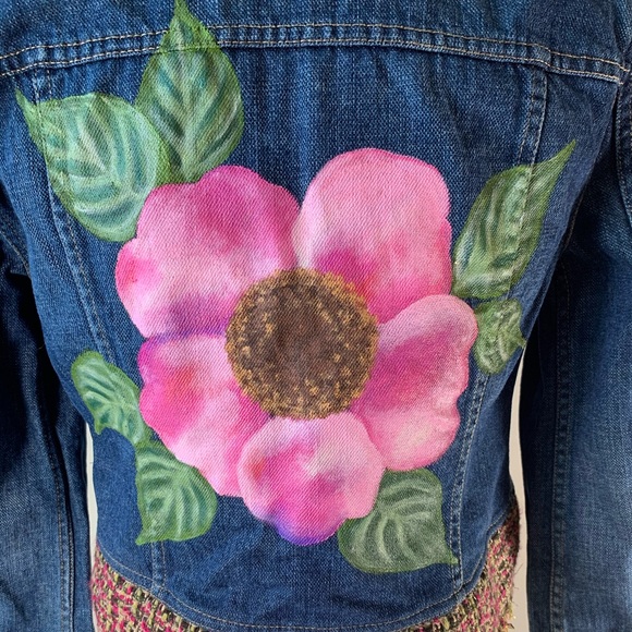 Liz Claiborne Denim Jacket with Painted Rose Lg - Picture 2 of 6